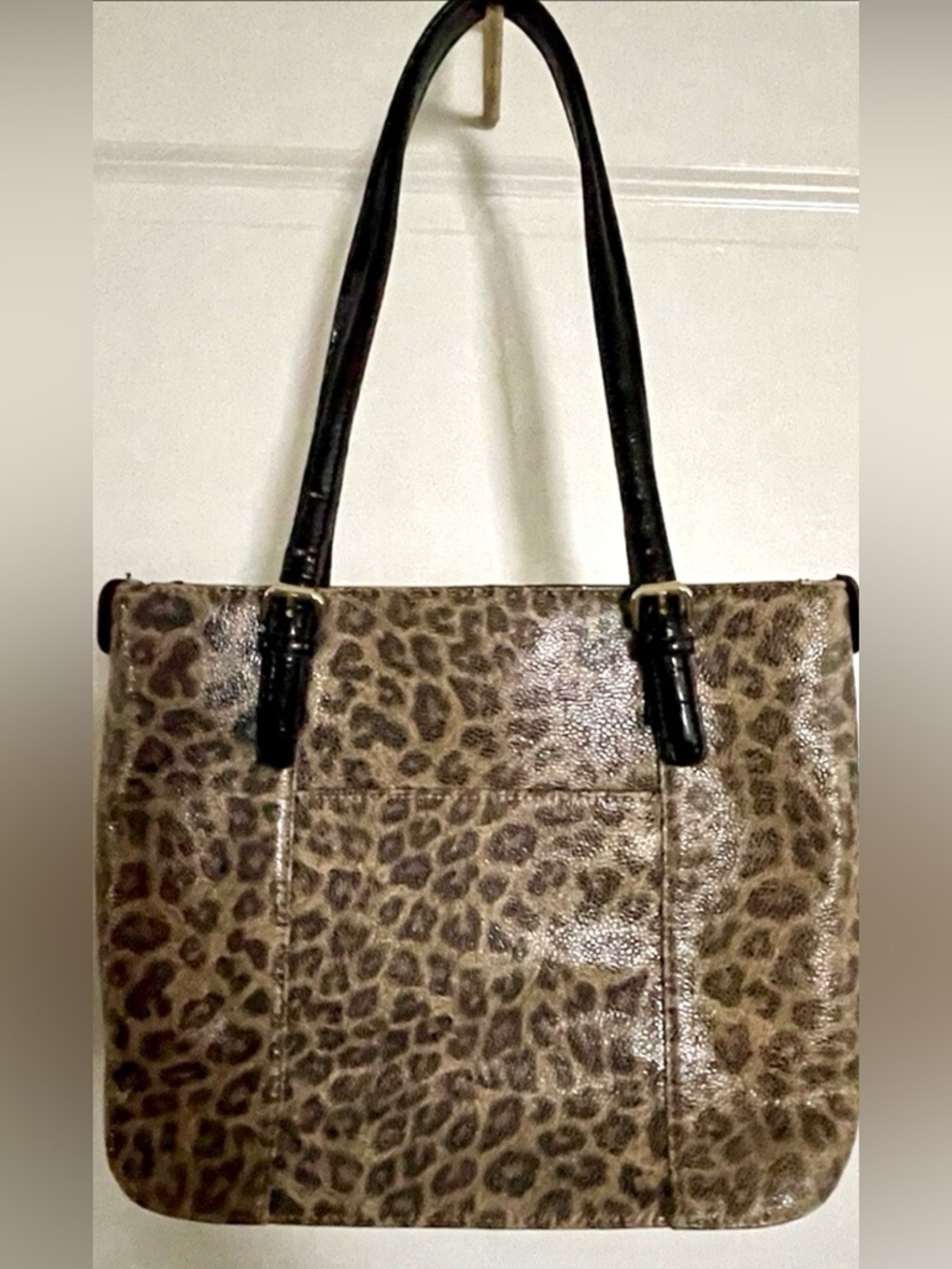 Ann Klein Vegan Leather Leopard Print Tote with Black Patent Straps - Picture 2 of 7
